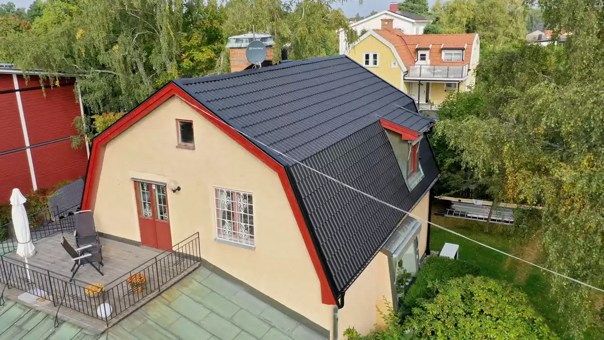 Roofs for villa houses
